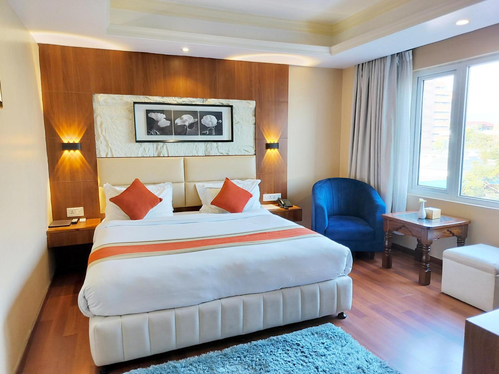 Kumari Boutique Hotel Катманду Екстер'єр фото