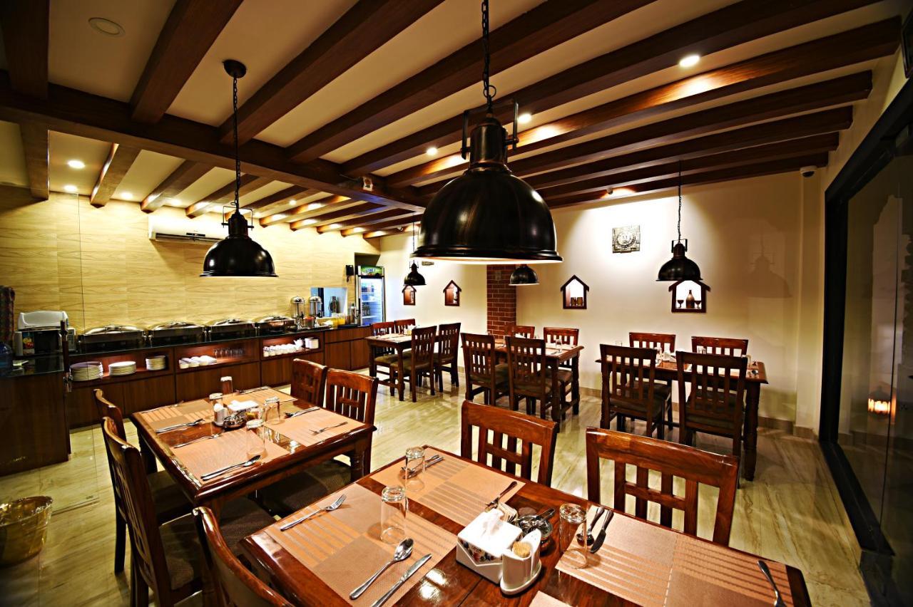 Kumari Boutique Hotel Катманду Екстер'єр фото